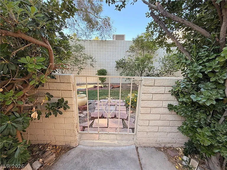 3267 Dawnflower St #C — Photo 15