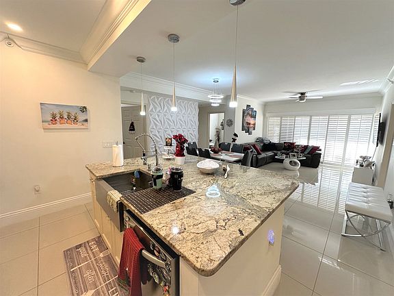 5th image of 7945 Preserve Cir APT 518