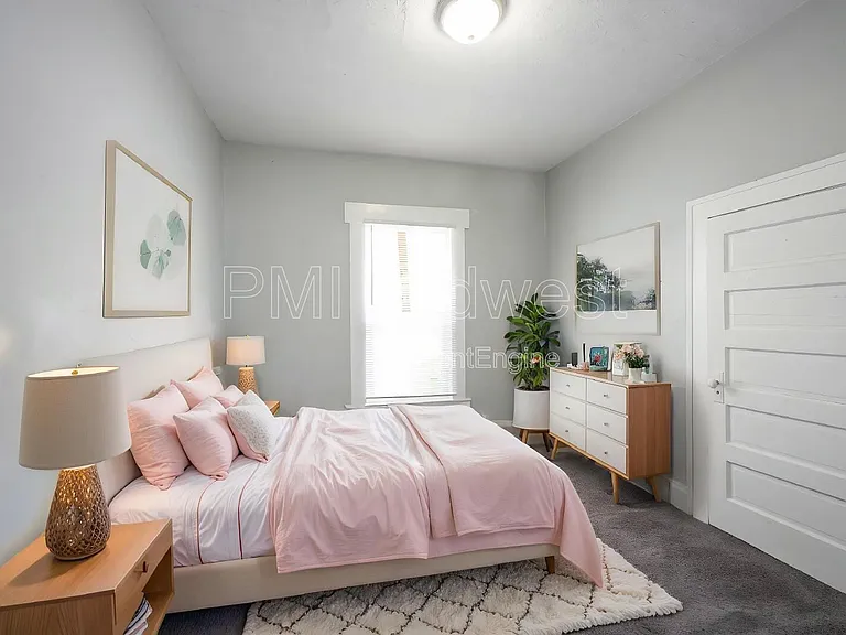 1118 King Ave — Photo 5