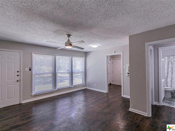 2nd image of 806 Estelle Ave #B
