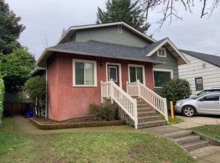 1376 Ferry St, Eugene, OR 97401
