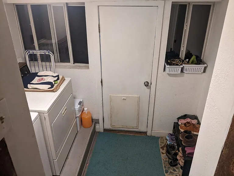 835 E 6th Ave #A — Photo 21