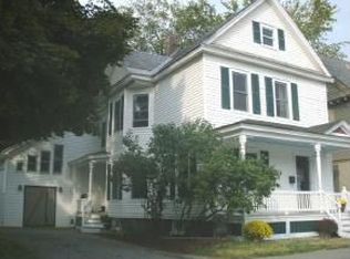 81 N Willard St, Burlington, VT 05401