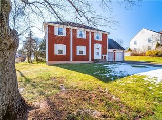 78 Goff Brook Cir, Wethersfield, CT 06109