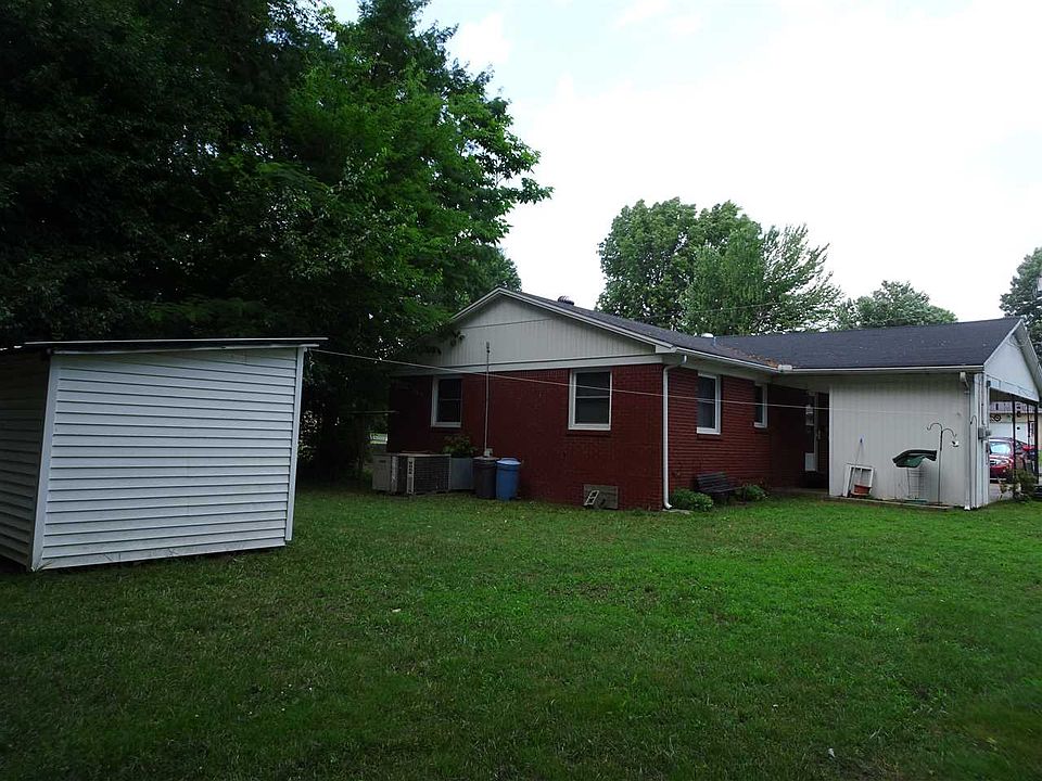 2nd image of 306 Macedonia St