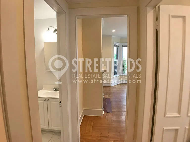 59 Langdon St — Photo 11