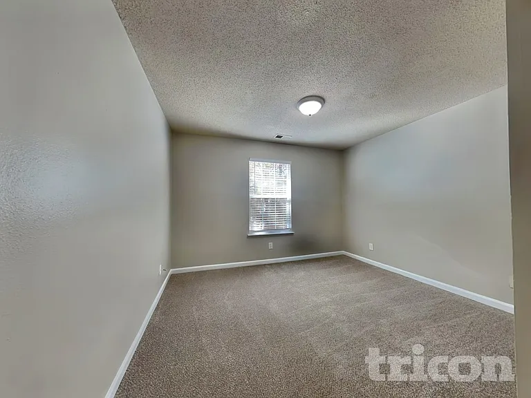 7360 Old Chapel — Photo 11