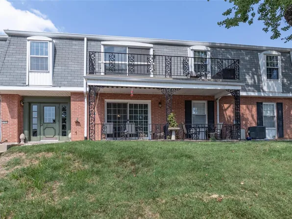 1721 Herault Pl APT H, Saint Louis, MO 63125