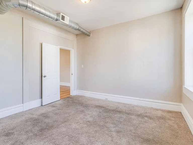 10 - 35 Mt Oliver — Photo 22