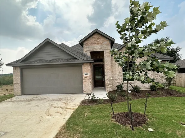 418 S 2nd St, Krum, TX 76249