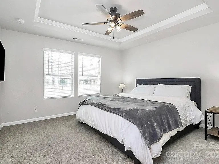16042 Red Buckeye Ln — Photo 26