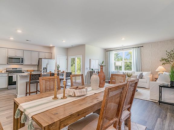 7th image of this home