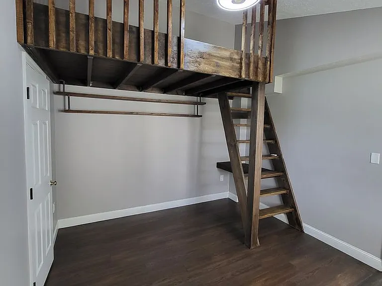 446 Crosswinds Dr — Photo 12