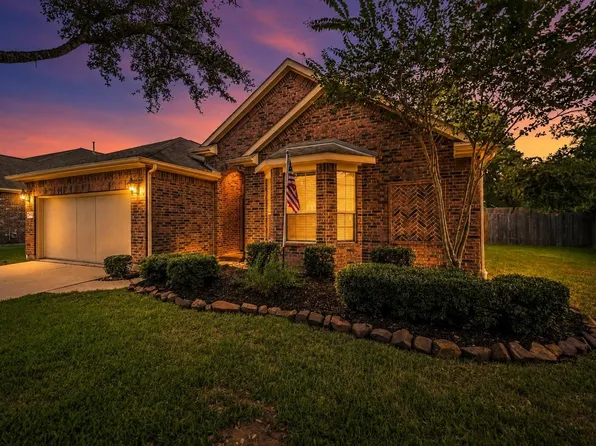 20743 Oakhurst Creek Dr, Porter, TX 77365