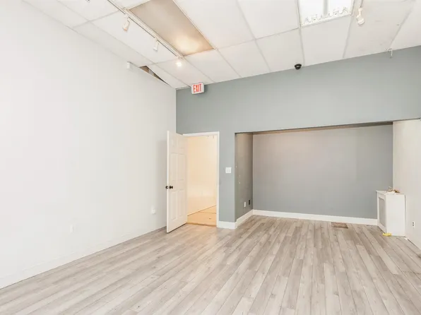 6200 Kennedy Boulevard image 3 of 7