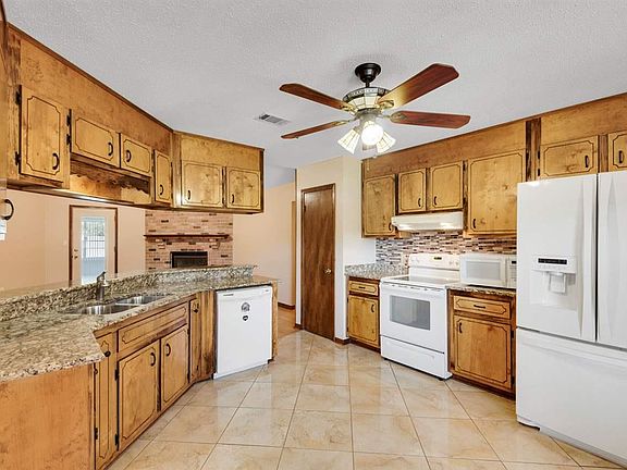 4th image of 10771 Tara Dawn Cir