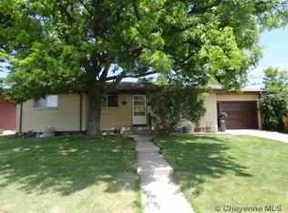3120 Arrowhead Rd, Cheyenne, WY 82001