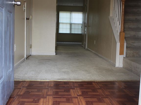 4th image of 672 Georgetown Ct