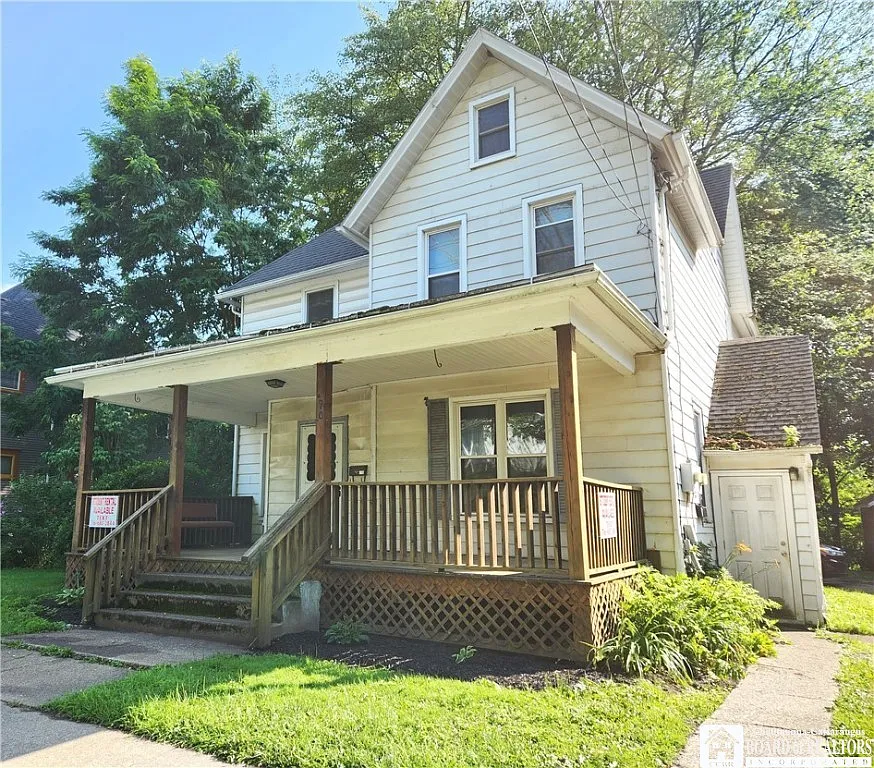 90 Temple St photo 1