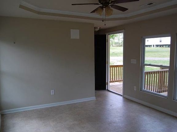 5th image of 114 Starling Dr