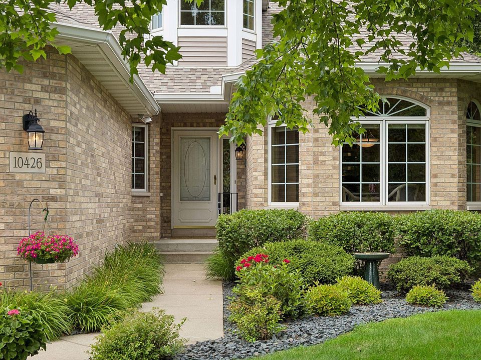 1st image of 10426 Eagle Pointe Cir