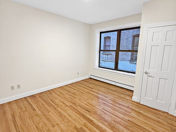 4th image of 559 W 186th St APT 1F