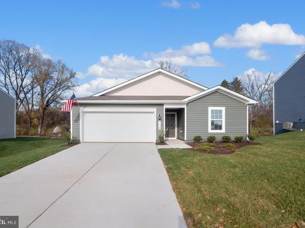 127 Lyon Ridge Rd, Shepherdstown, WV 25443