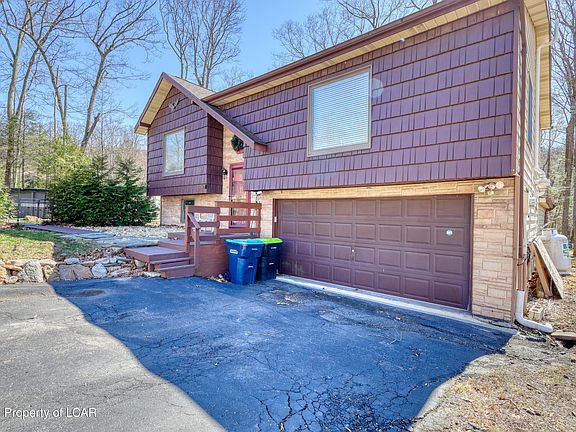 3rd image of 69 Fox Rd