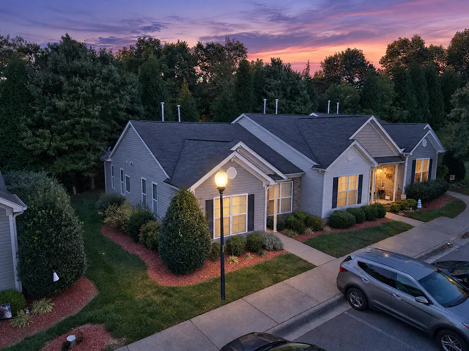 4303 Rex Ct