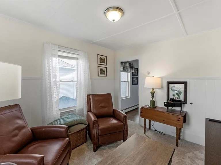 8 Peck Ave #B — Photo 6