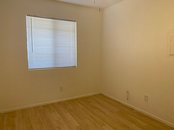3rd image of 66685 4th St APT B
