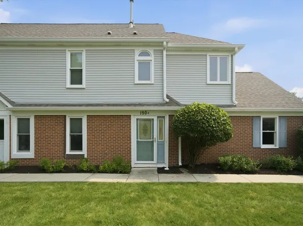 150 Inverness Ct #2, Elk Grove Village, IL 60007