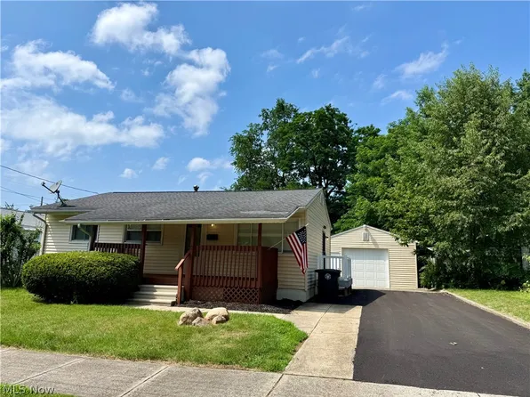 1091 Stanwood Ave, Akron, OH 44314
