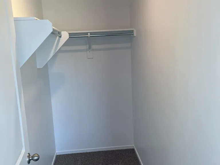 476 S Rockwell Ln — Photo 2