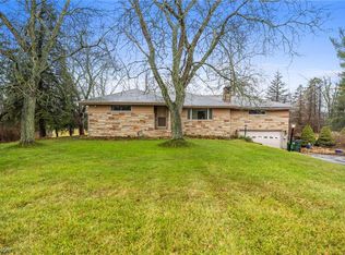 5814 Sunset Dr, Bedford Heights, OH