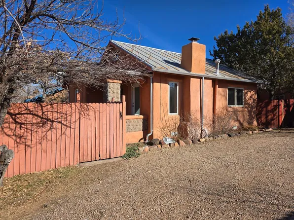 235 Irvine St, 235 Irvine St, Santa Fe, NM 87501