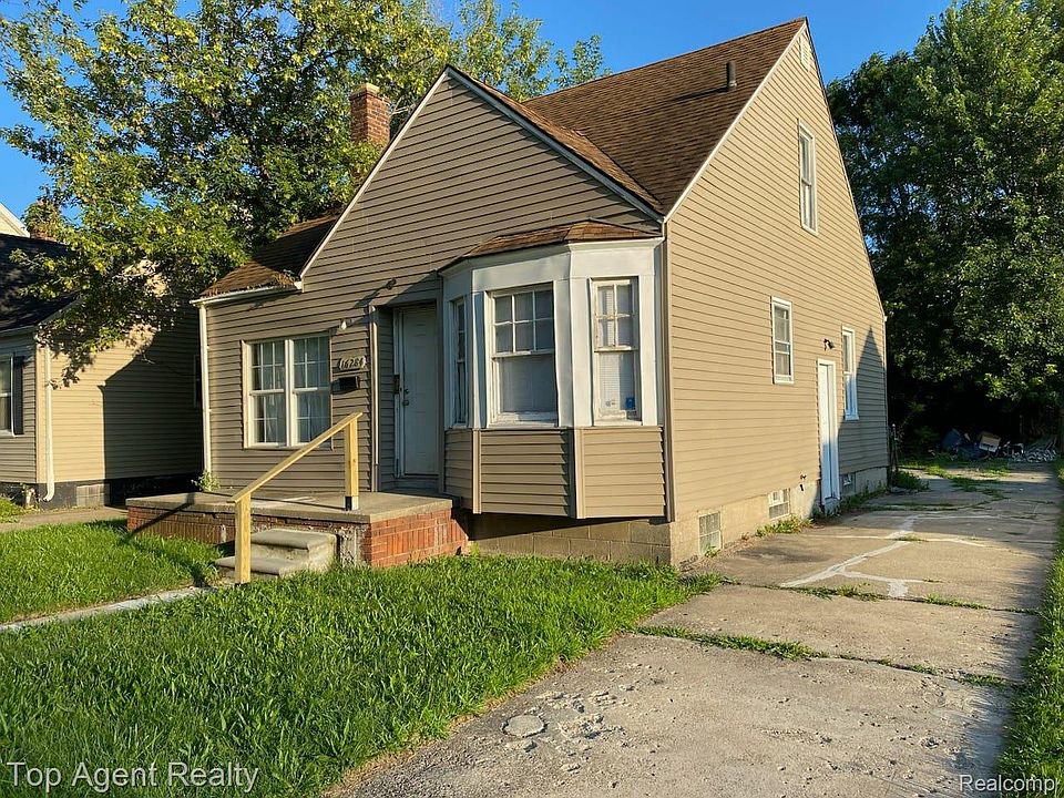 1st image of 16284 Coram St
