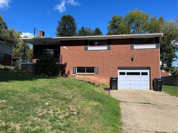 423 Sharon Rd, Coraopolis, PA 15108