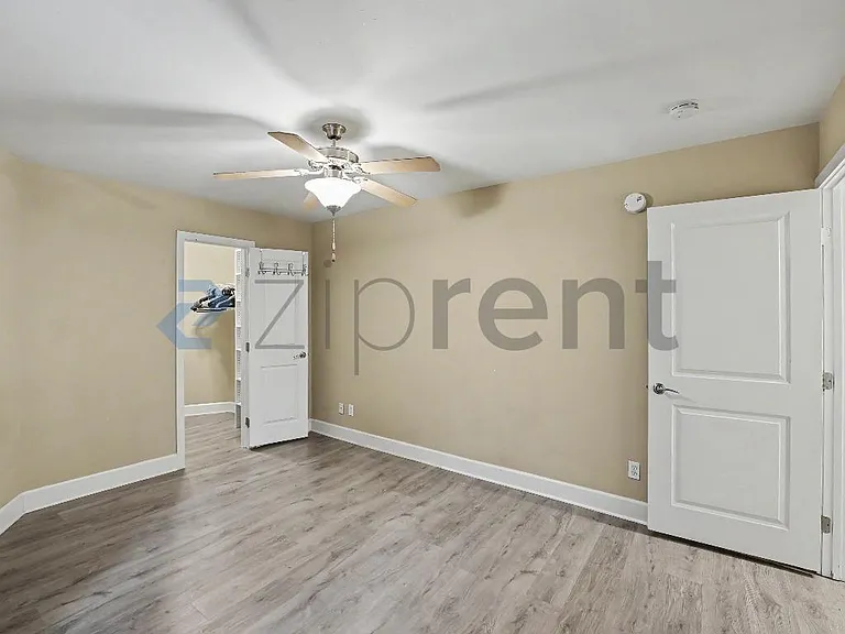10982 Roebling Ave #324 — Photo 9