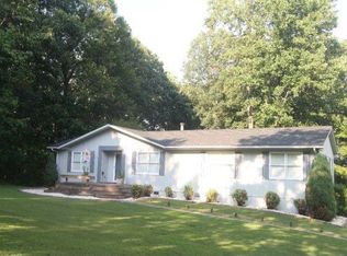 161 Baronwood Rd, Martinsville, VA 24112
