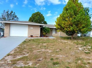 10221 Willow Dr, Port Richey, FL 34668