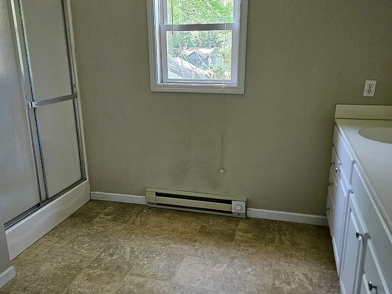320 Strathmore Ave — Photo 14