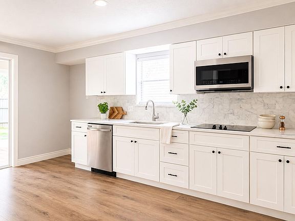 4th image of 14011 Wickersham Ln