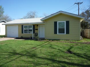 504 NW King St, Burleson, TX 76028