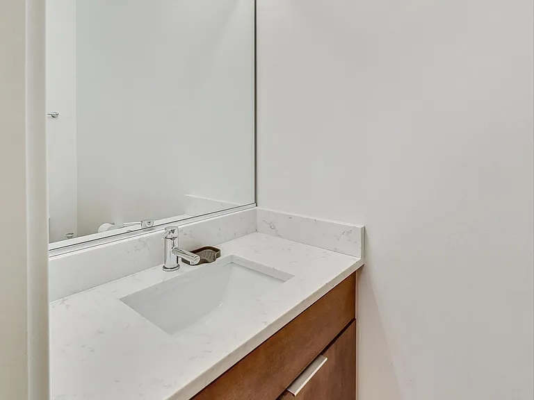 8101 Floral Ave — Photo 14