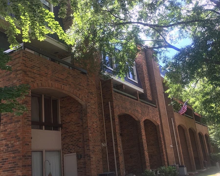 15th St. Side of community