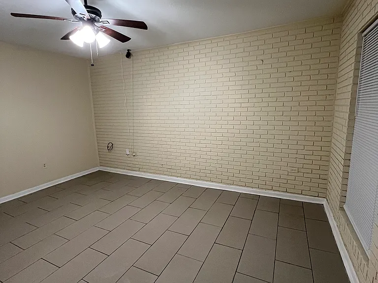 636 N 39th St #4 — Photo 3