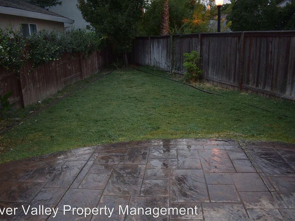 2nd image of 5409 Baccus Way