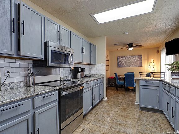 5th image of 6011 Encanto point