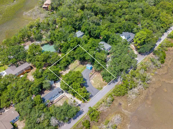 56 Inglewood Circle, St. Helena Island, SC 29920